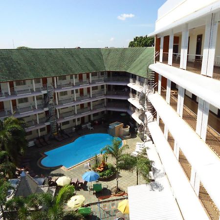 Top North Hotel Чиангмай Экстерьер фото