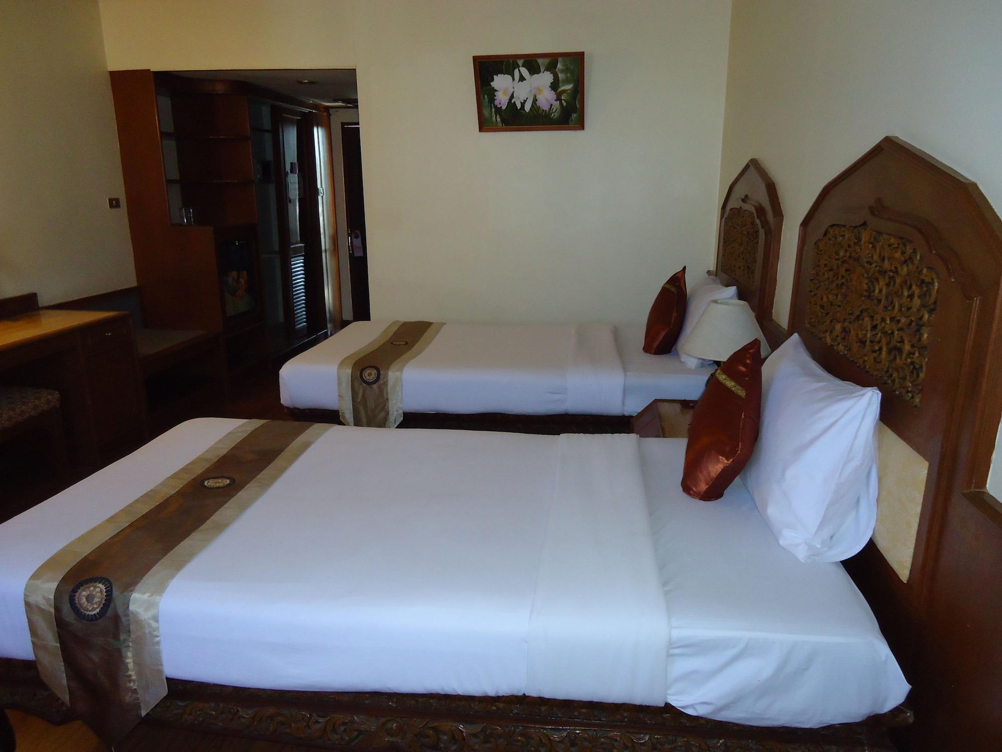 Top North Hotel Чиангмай Экстерьер фото
