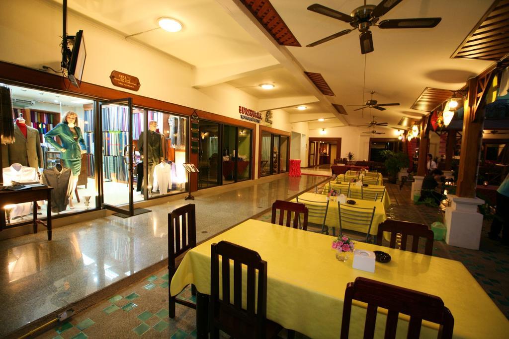 Top North Hotel Чиангмай Экстерьер фото