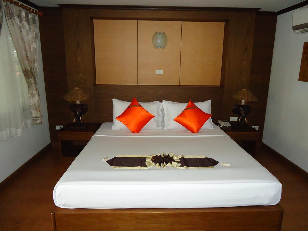 Top North Hotel Чиангмай Экстерьер фото